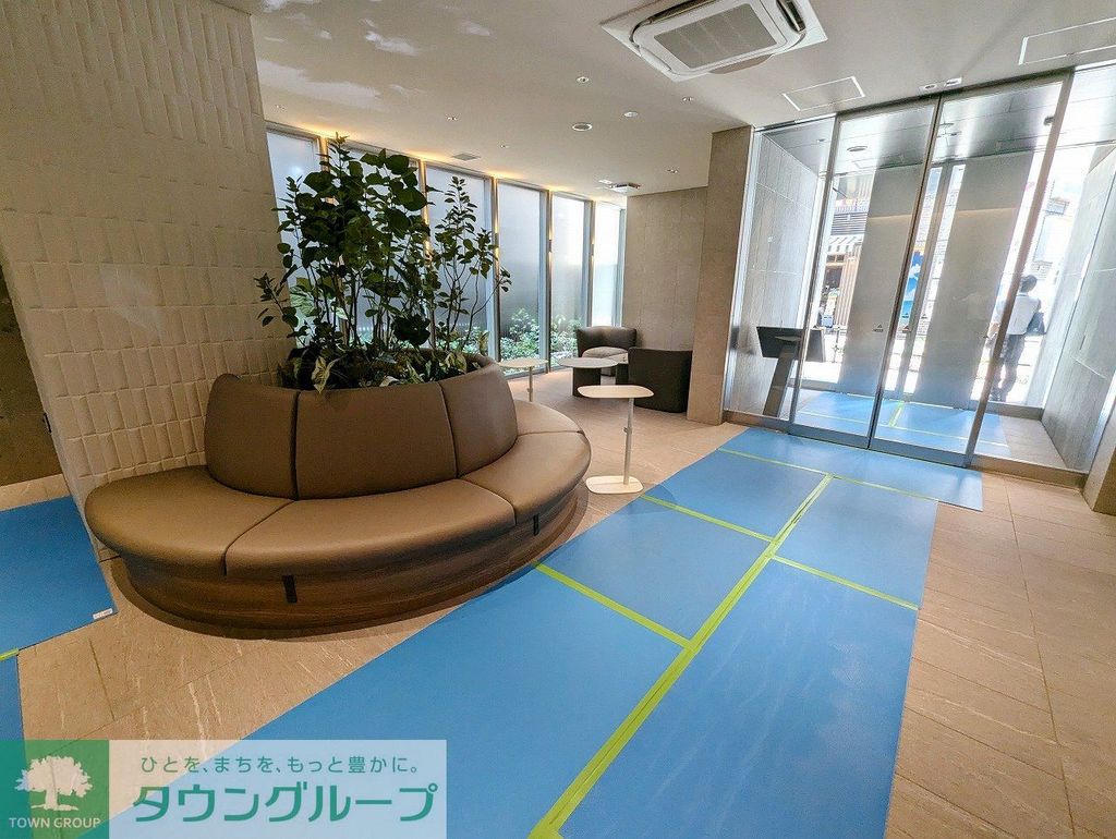 エントランス　エントランス