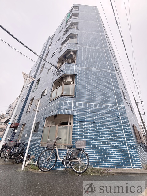 建物外観　スタイリッシュな建物です＾＾
