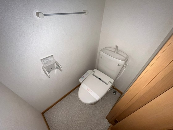 トイレ　※別部屋の写真です