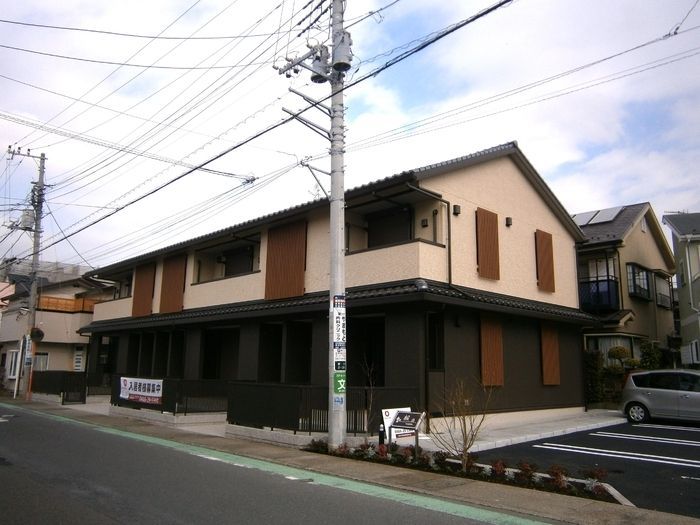 ＪＲ相模線 香川駅 徒歩10分 2階建 築11年の外観写真