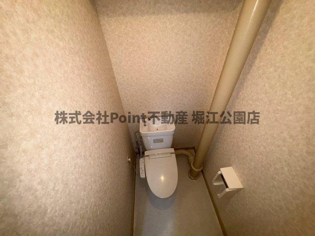 地下鉄長堀鶴見緑地線 西長堀駅 徒歩1分 10階建 築47年のトイレ写真