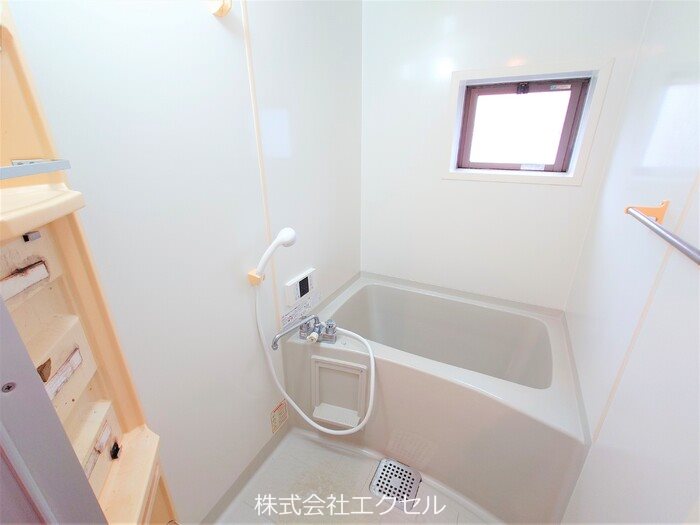 ＪＲ青梅線 小作駅 徒歩8分 2階建 築25年の風呂写真