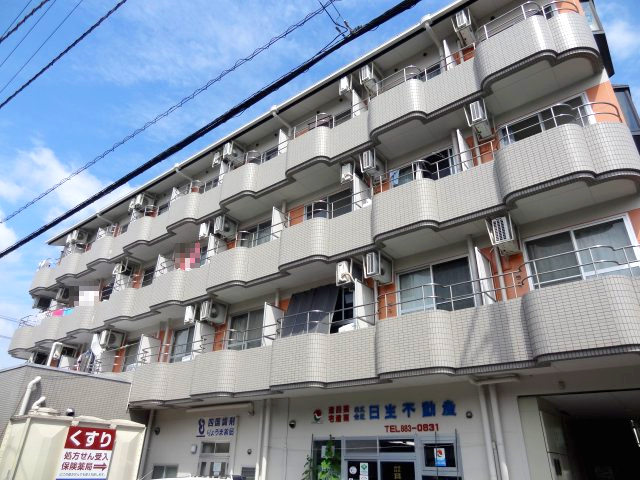 建物外観　2018年6月撮影