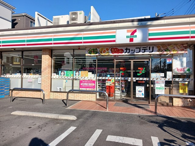 コンビニ　セブンイレブン（コンビニ）まで42m