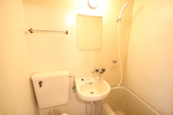 洗面設備　※別部屋の写真です