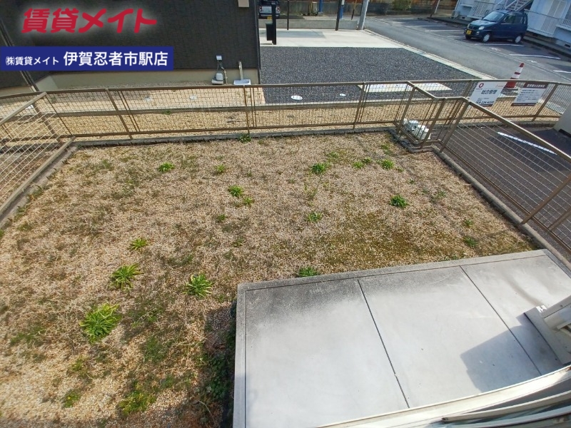 バルコニー　別部屋反転写真