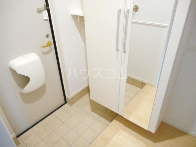 Speranza Rの玄関写真