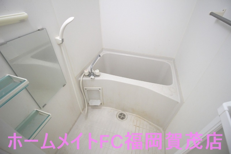 地下鉄七隈線 次郎丸駅 徒歩8分 4階建 築36年の風呂写真