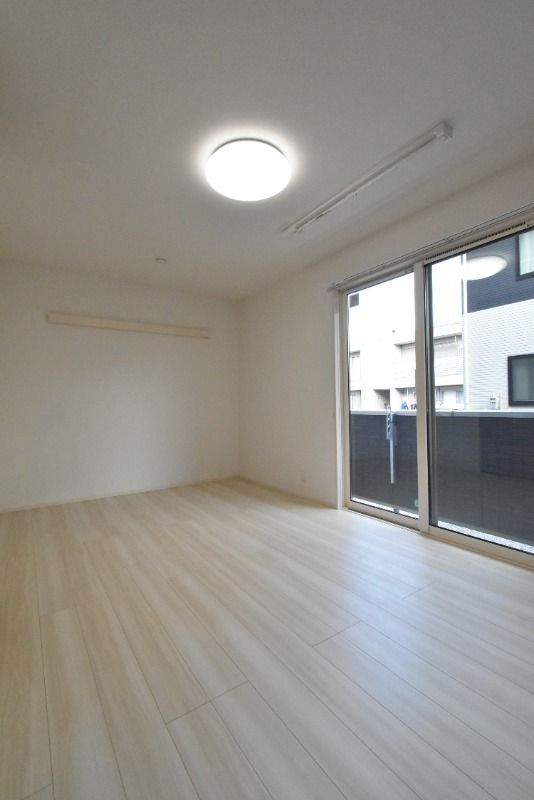 Floresta日進の居間写真
