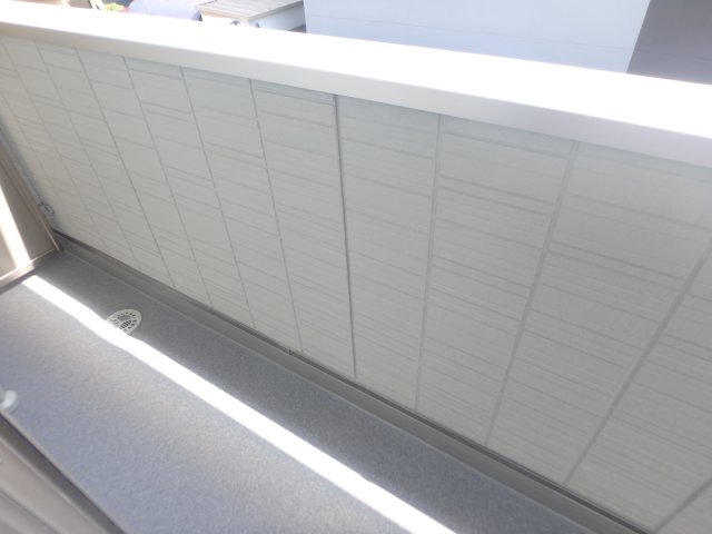 バルコニー　陽当たり良好なバルコニーです