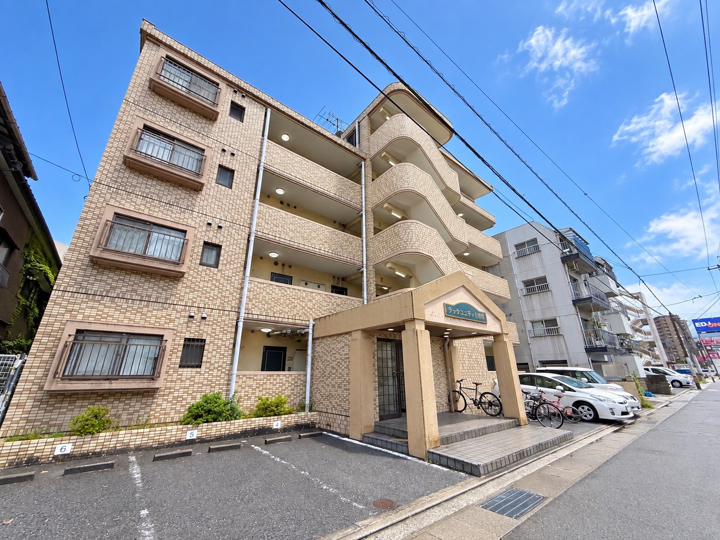 建物外観