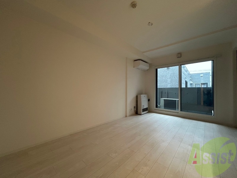 居室・リビング　広くてキレイなお部屋が広がっていて、充実した生活が送れそう。