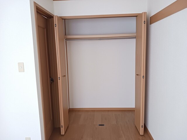 薩摩川内市 2階建 築24年の内装写真