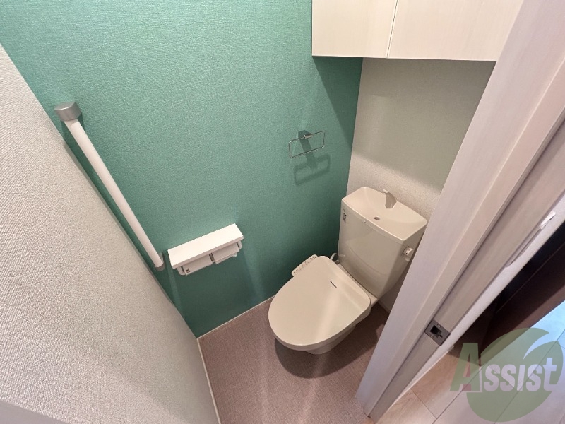 トイレ　トイレは嬉しい温水洗浄便座付となっております。