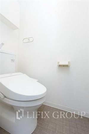 東京メトロ東西線 門前仲町駅 徒歩5分 10階建 築11年のトイレ写真