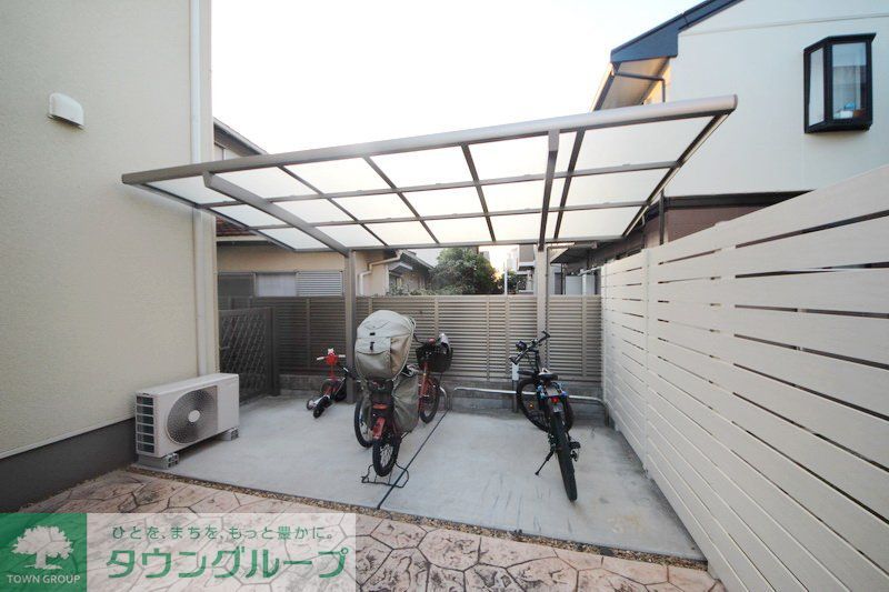 ＪＲ京浜東北線 北浦和駅 バス乗車時間：7分 最寄りバス停で下車 徒歩2分 2階建 築6年の外観写真