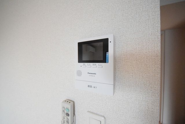 セキュリティ　モニター付きインターフォンです