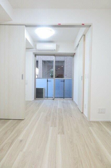 東急東横線 元住吉駅 徒歩11分 5階建 築6年の居間写真