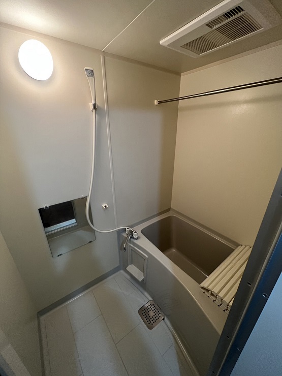 バス・シャワールーム　浴室乾燥機付き