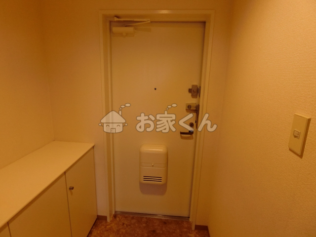 玄関　シューズボックス付き玄関