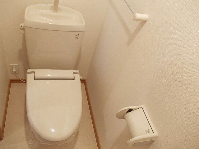 【リブサニ－Ａのトイレ】