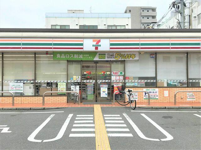 コンビニ　セブンイレブン大阪森小路1丁目店（コンビニ）まで272m