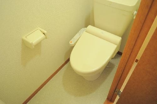 【富士市比奈のアパートのトイレ】