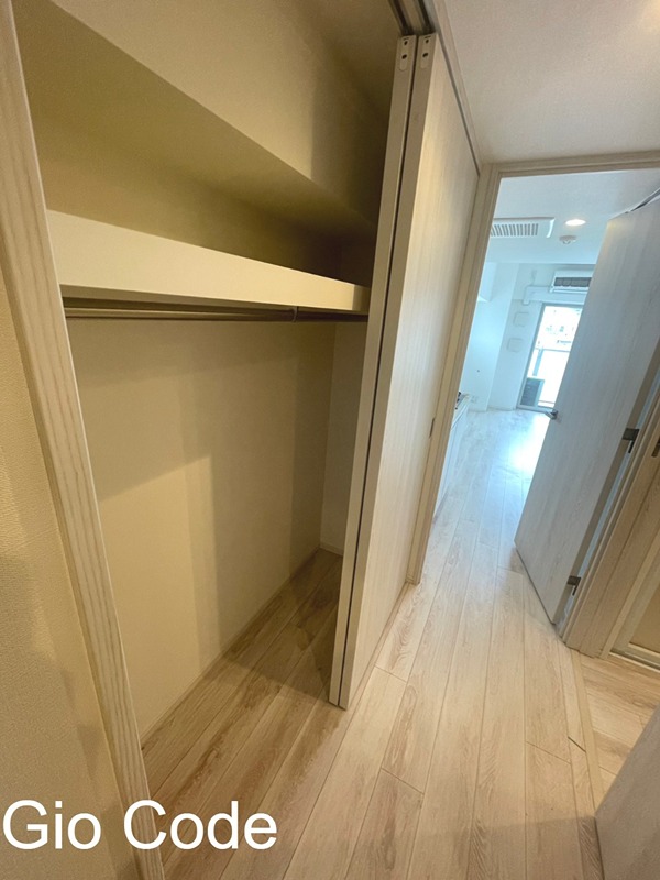 【ART APARTMENT IN TOKYO NORTHの収納】