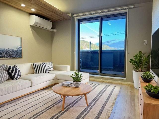 居室・リビング　本画像はＣＧで作成しており、実際に家具等は置かれておりません