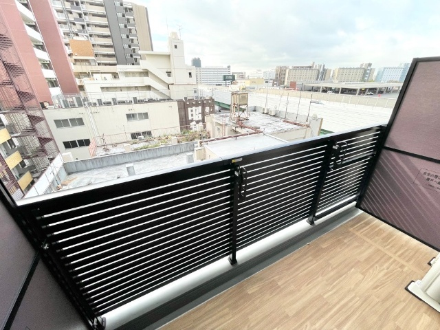 【Ｓ－ＲＥＳＩＤＥＮＣＥ堀田Ｎｏｒｔｈ　ＩＩのバルコニー】