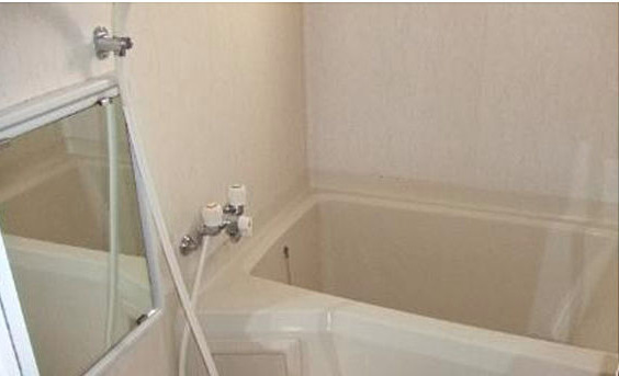 バス・シャワールーム　お風呂です