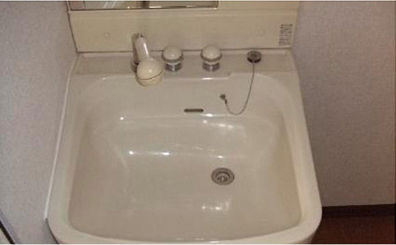 洗面設備　独立洗面台です