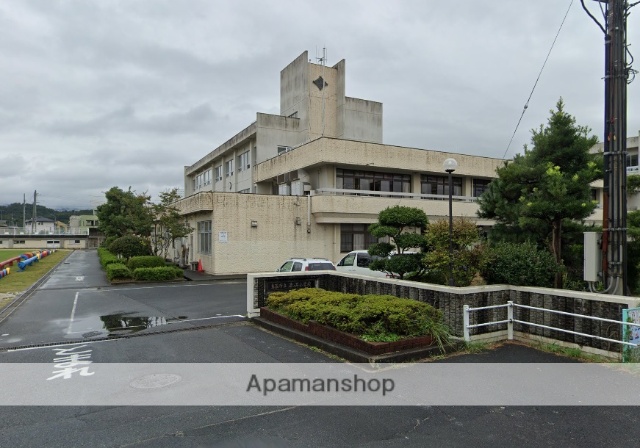 小学校　津ノ井小学校（小学校）まで517m