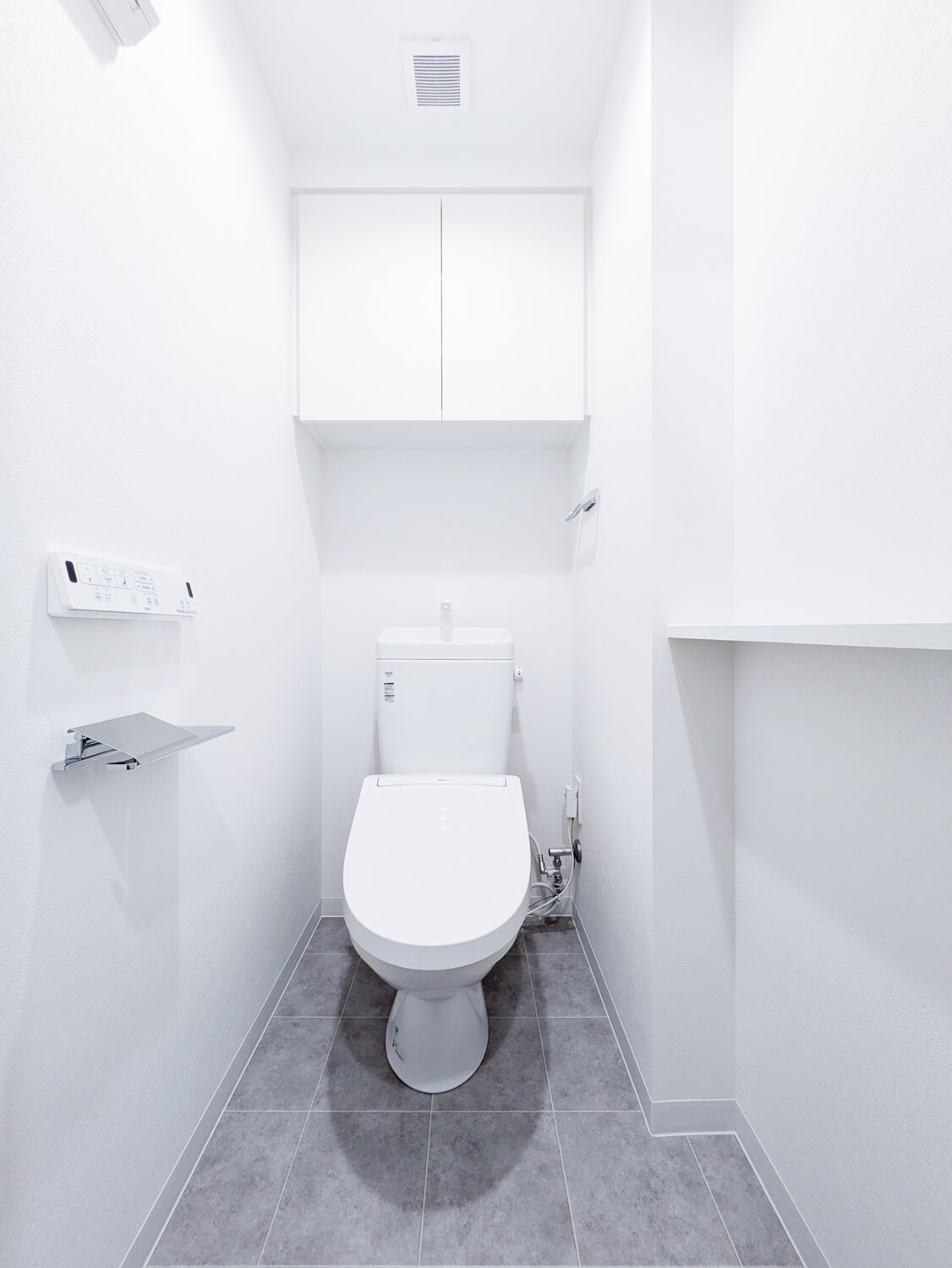 コンフォリア・リヴ新中野SOUTHのトイレ写真