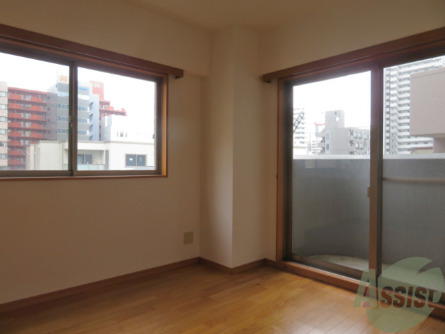 居室・リビング　お写真は３０１号室のものになります！ご参考にしてくださいませ