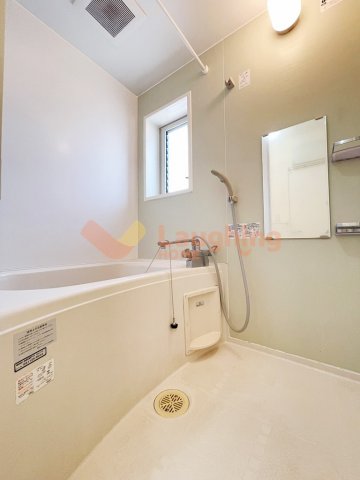 バス・シャワールーム　日々の疲れを癒すお風呂付です