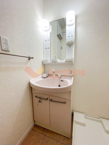 洗面設備　広い洗面スペース