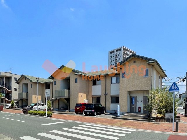 建物外観　落ち着いた雰囲気の外観です