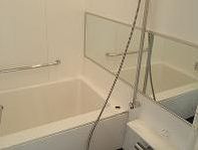 バス・シャワールーム　※別部屋の参考写真です。