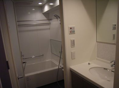 洗面設備　※別部屋の参考写真です。