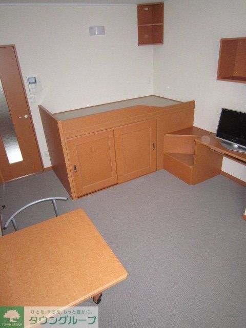 居室・リビング　窓側から撮影