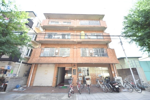 建物外観　静かで雰囲気の凄い良い住環境です