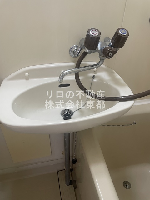 洗面設備　洗面ボウルもついているので、ここで洗顔できますね☆