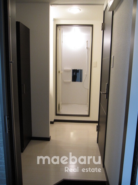 玄関　※写真別部屋