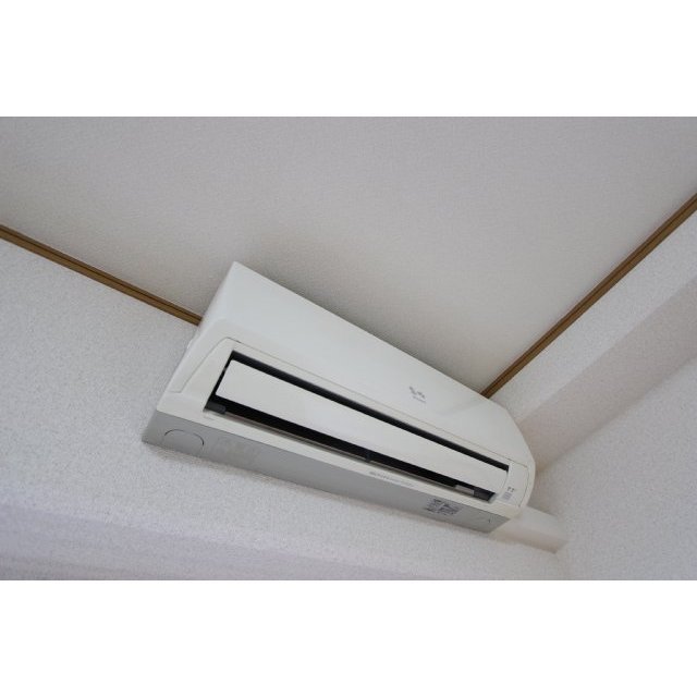 その他設備　エアコン（洋室）