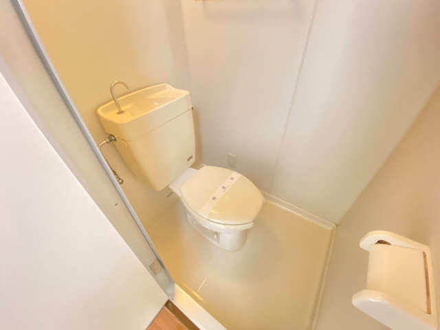 トイレ　2023年登録・301号室の写真