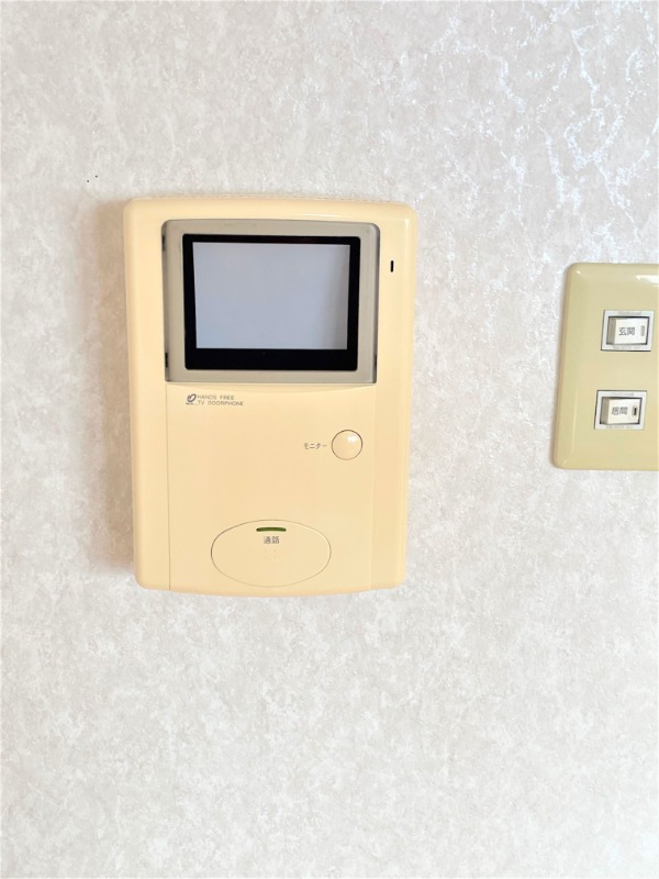 セキュリティ　モニター付きインターホン♪
