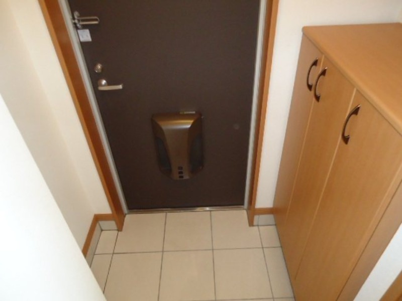 玄関　図面と現状に相違がある場合には現状を優先