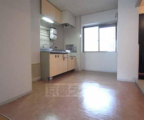 居室・リビング　ダイニングキッチンです。