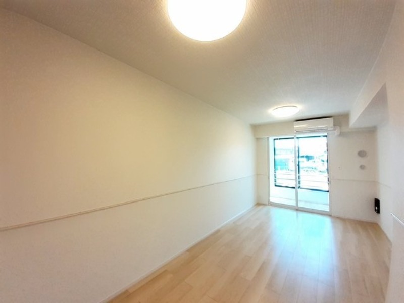 居室・リビング　図面と現状に相違がある場合には現状を優先